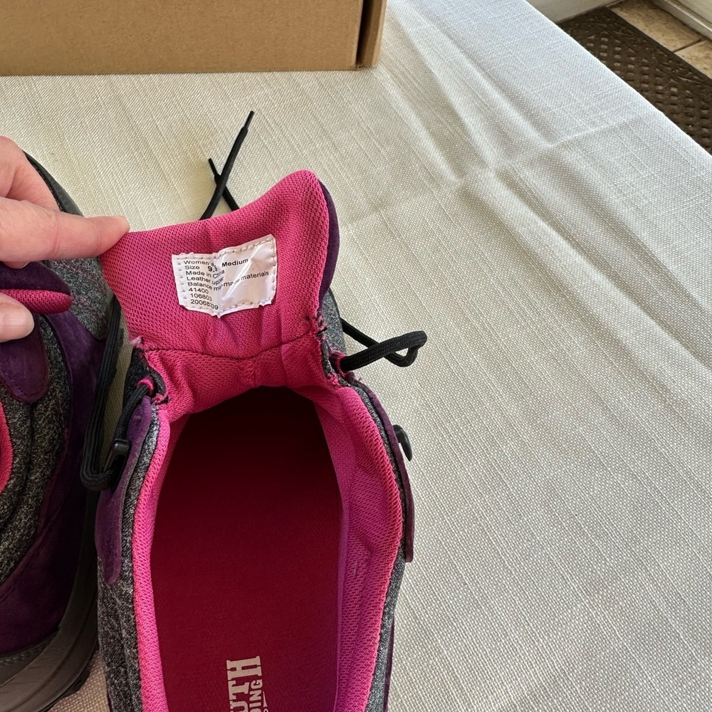Duluth Trading Co, Jillpine Waterproof Hiking Shoes, Purple and Grey. - Picture 6 of 8